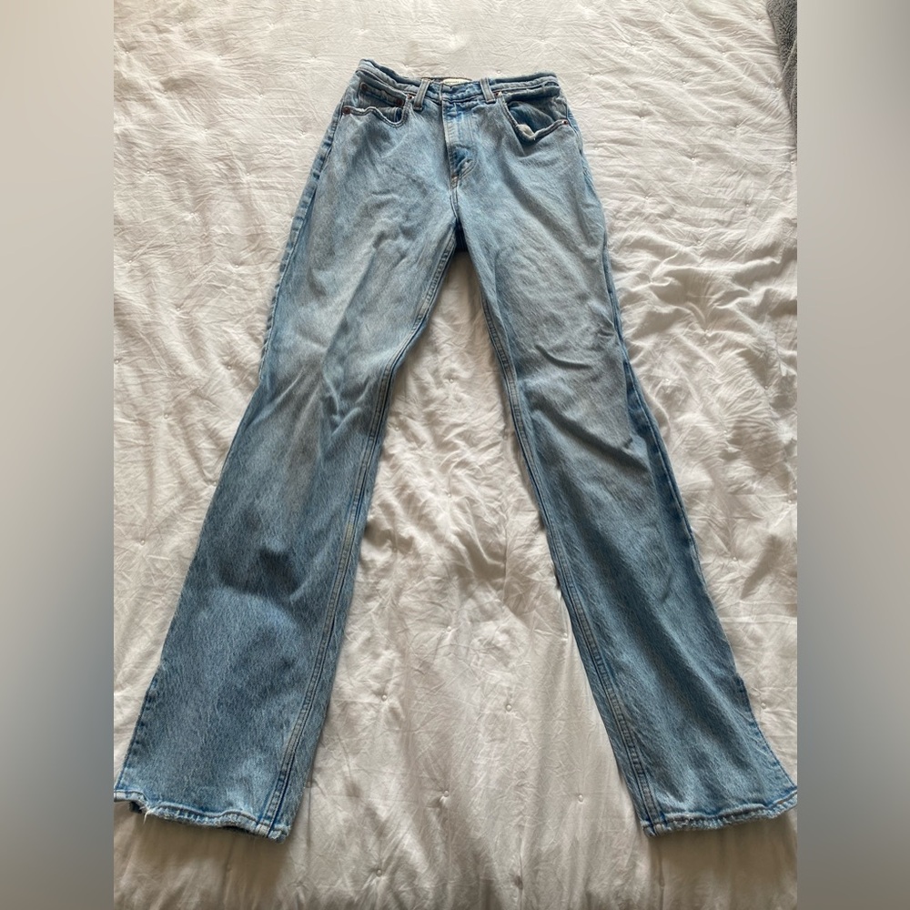 Abercrombie & Fitch l”The 90s Straight Ultra High Rise” (slit ankle) Size 25 (0)